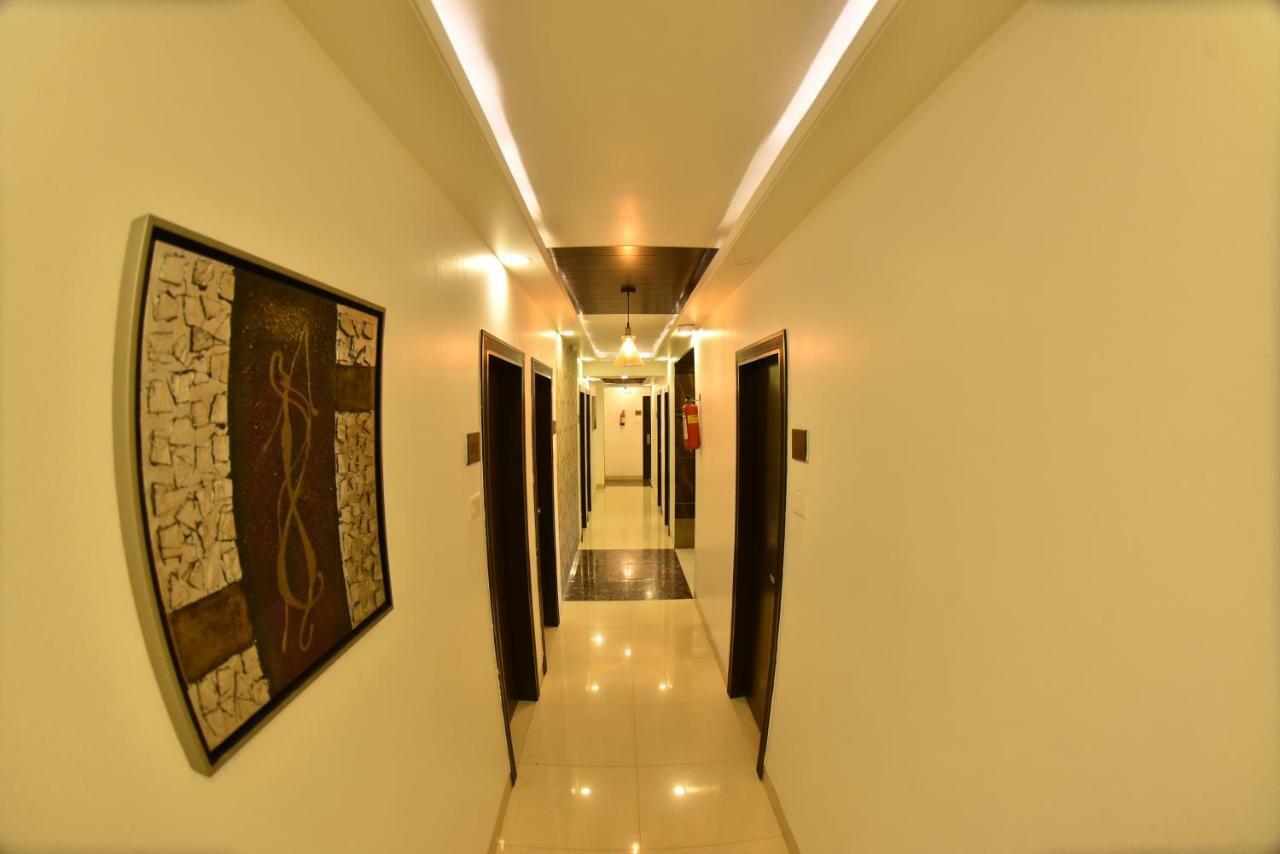 Hotel Manama Mumbai Exterior foto
