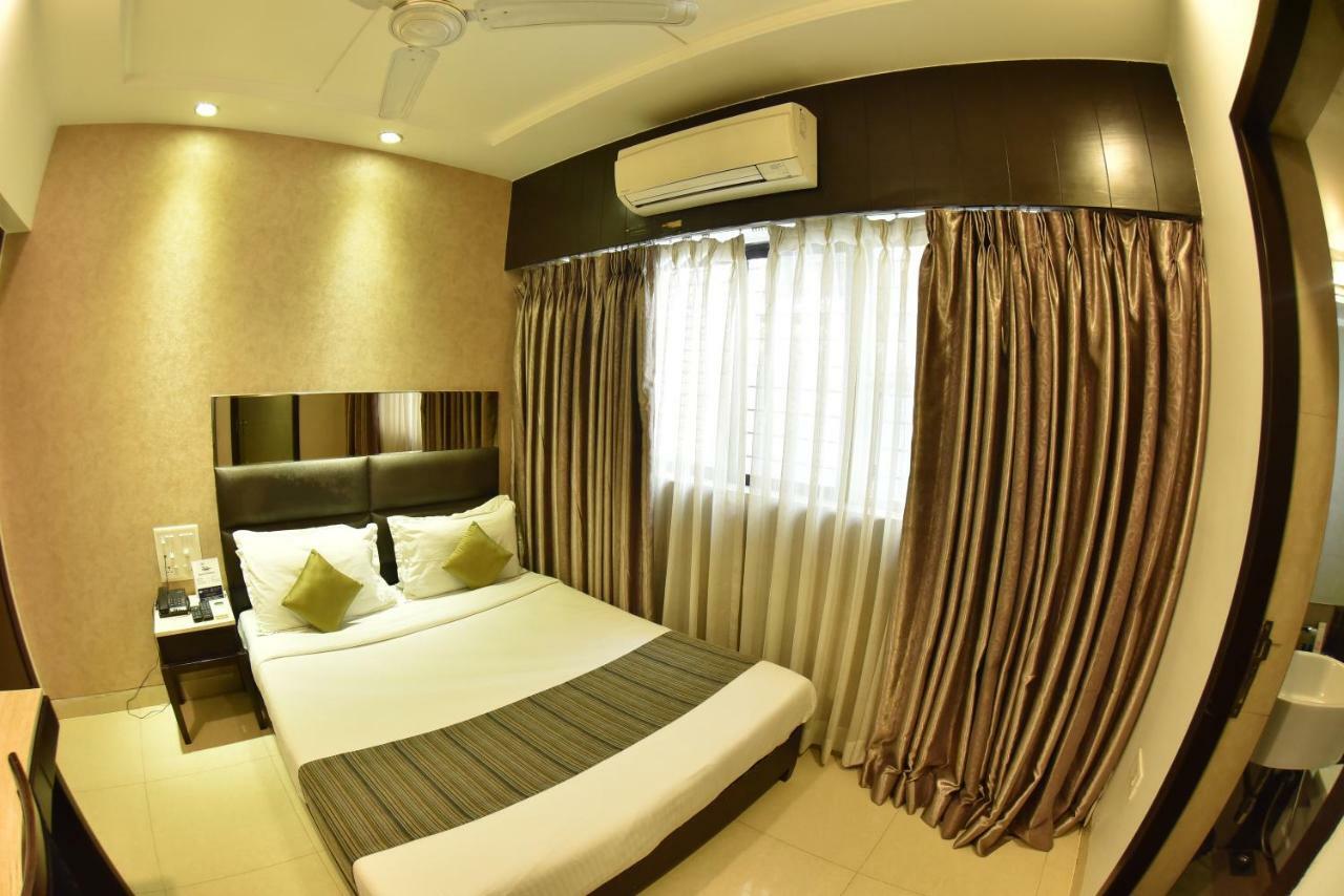 Hotel Manama Mumbai Exterior foto